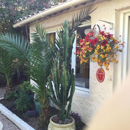 Hotel Le Castellamar Sainte-Maxime Exterior foto